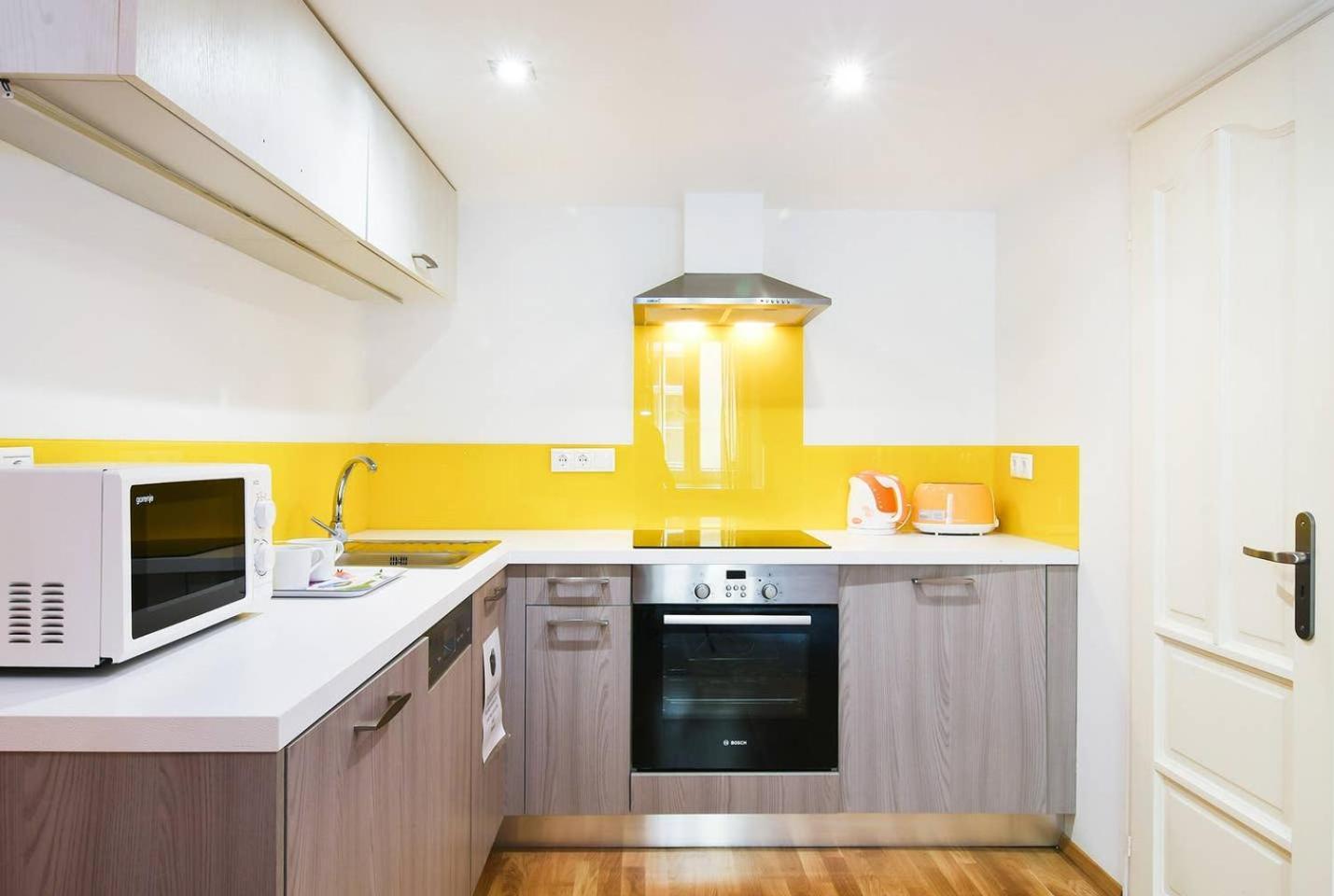 Apartamento & Colorful With Air Conditioning Budapest
